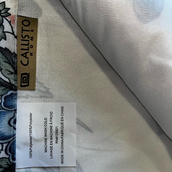 1-NWT CALLISTO HOME PEACOCK PRINT CURTAINS SET OF 2 PANELS SIZE 38”x 96” - Picture 15 of 16